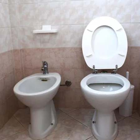 La Reginella Apartment *